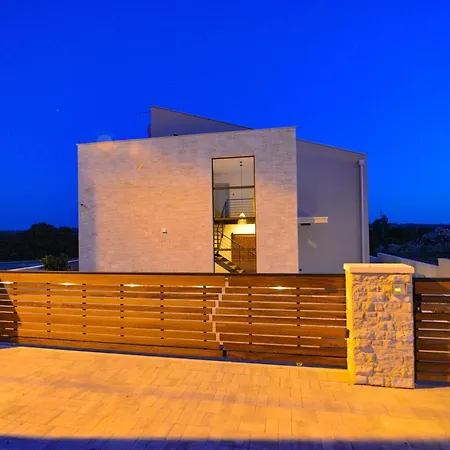 Petra Villa